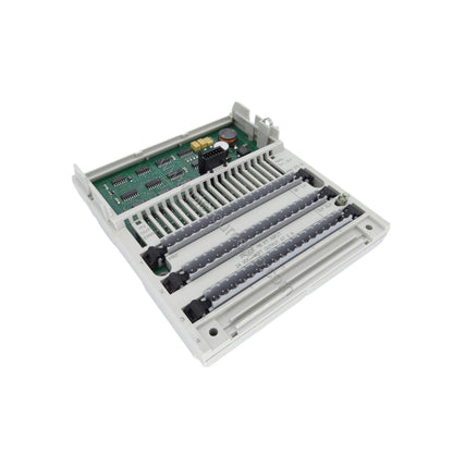 Schneider 170ADM37010 Discrete I/O Base-Modicon Momentum