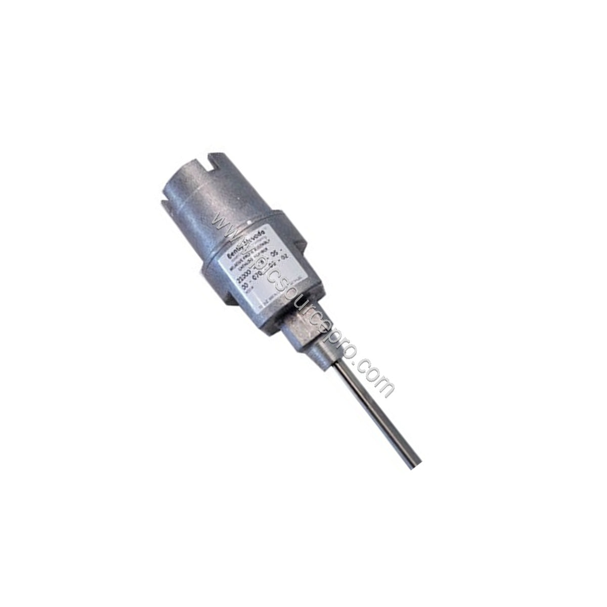 Figure 2: Close-up of the Bently Nevada 21000-34-00-20-030-04-02 housing with the 3/4-14 NPT mounting thread and conduit port