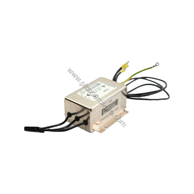 Figure 1: Front view of the ABB 3HAC038457-002 Weldguide III Advanced module showing its compact industrial enclosure and sta