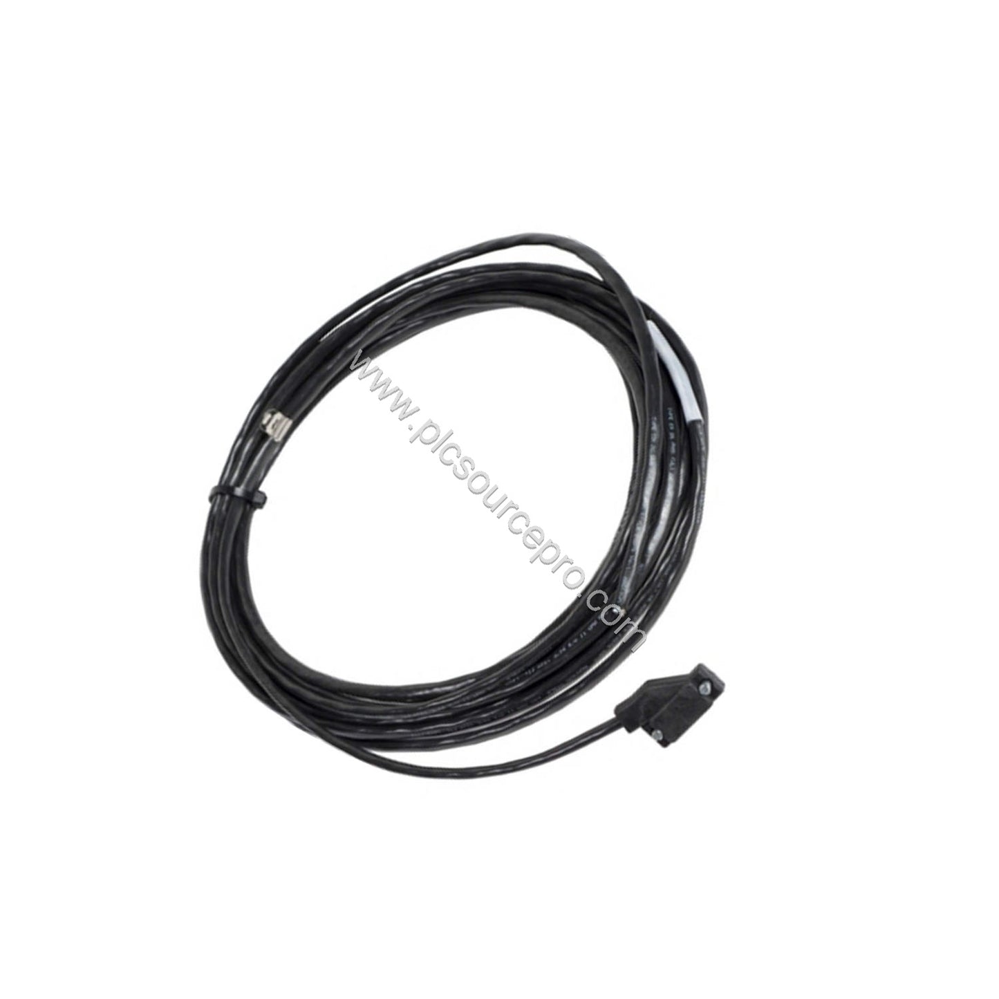 Figure 2: Detail of the Schneider 990NAD21130 cable length and labeling, illustrating its suitability for Modicon Quantum net