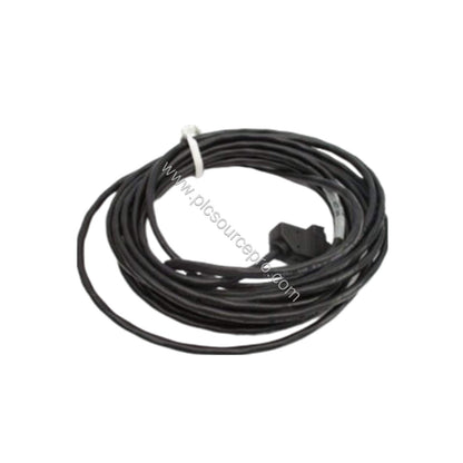Figure 1: The Schneider 990NAD21930 drop cable features a SUB-D 9 connector on one end and flying leads on the other, designe