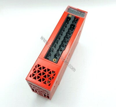 Figure 1: Front view of the Schneider BMXSAI0410 safety analog input module showing its compact industrial enclosure, LED sta
