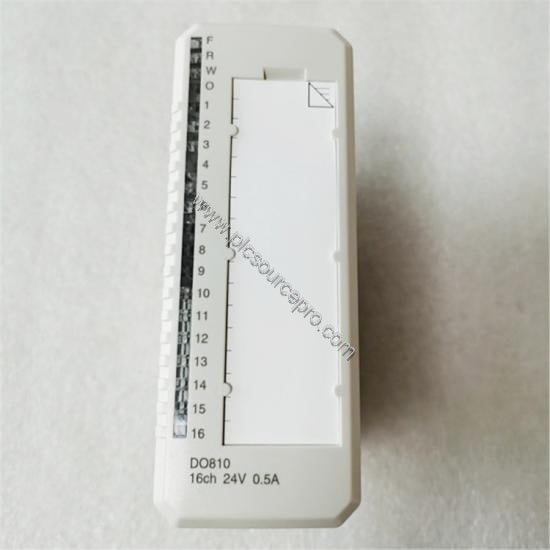 Figure 1: Front view of the ABB DO810 digital output module showing its compact S800 housing and status LEDs for each channel