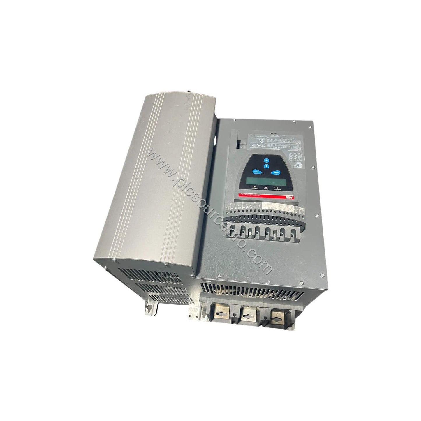 Figure 1: Front view of the GE PSTB720-600-70 softstarter showing its robust enclosure, LED indicators, and control terminal 